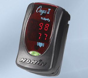 Compact pulse oximeter / fingertip 0 - 100 % SpO2 | Onyx® II 9550 Nonin