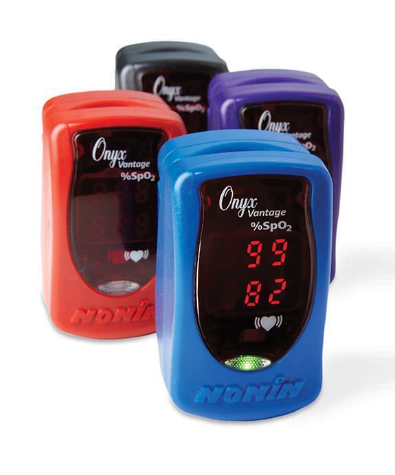 Compact pulse oximeter / fingertip Onyx® Vantage 9590 Nonin