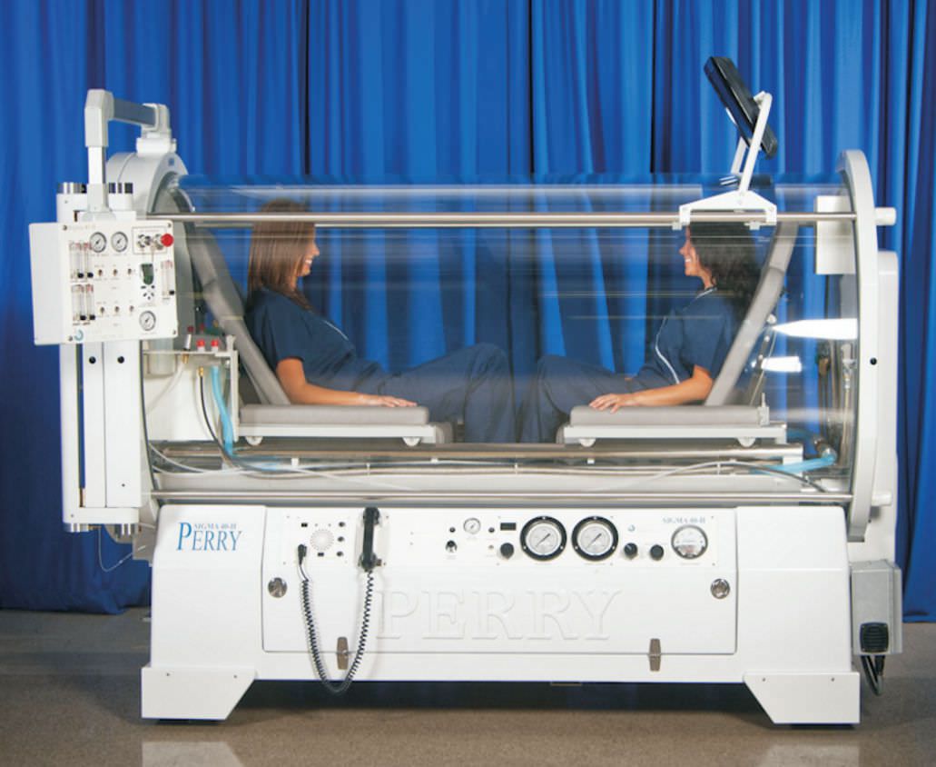 Multiplace hyperbaric chamber Sigma 40-II Perry Baromedical