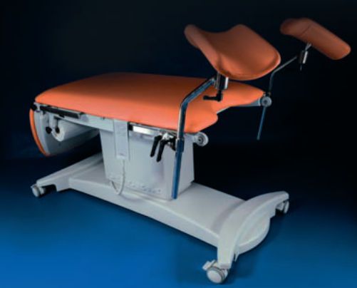 Gynecological examination chair / electrical / on casters / height-adjustable GOLEM 3S RQL - GOLEM tables
