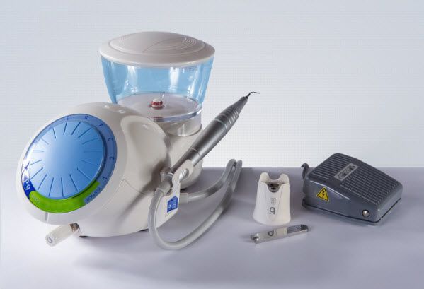 Ultrasonic dental scaler / complete set P9 4TEK SRL